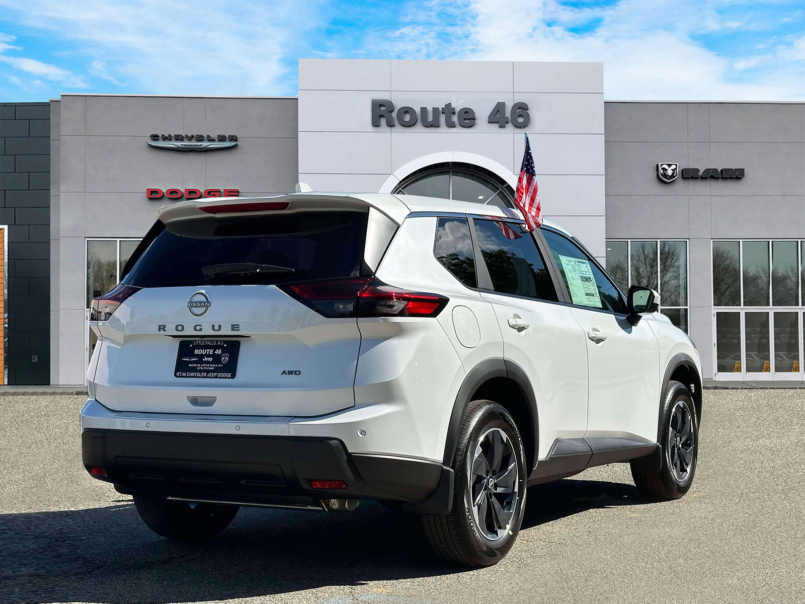 Used 2026 Nissan Rogue SV image 5