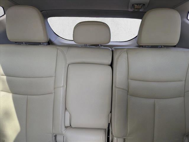 Used 2015 Nissan Murano Platinum FWD image 18