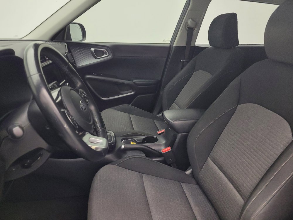 Used 2020 Kia Soul EX image 17