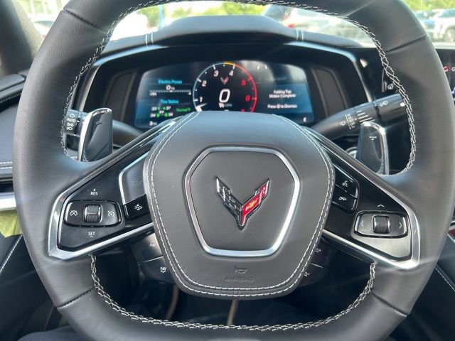 New 2025 Chevrolet Corvette E-Ray image 17