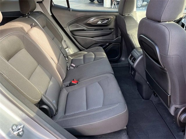 Used 2024 GMC Terrain SLE image 24