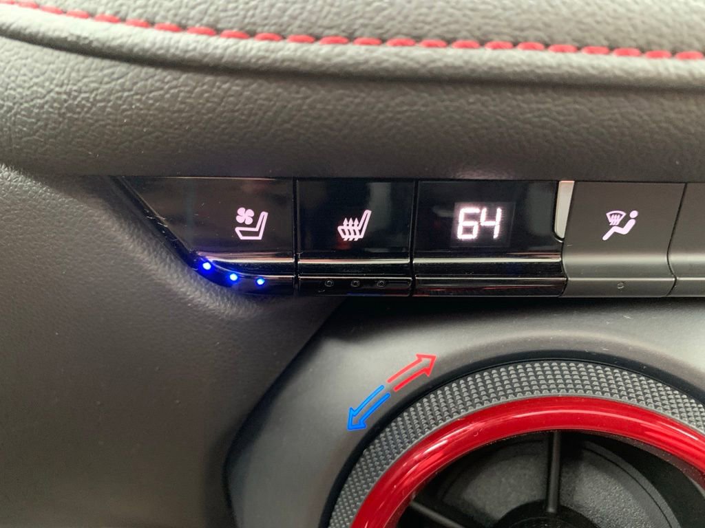 Used 2021 Chevrolet Blazer RS w/ Enhanced Convenience Package AWD/4WD image 46