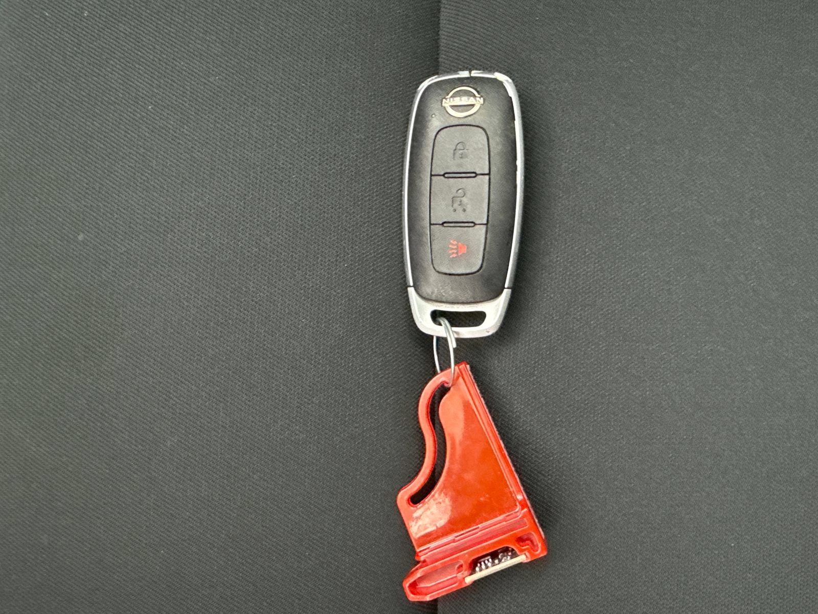 Used 2023 Nissan Rogue S FWD image 53