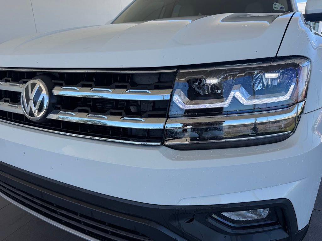 Used 2020 Volkswagen Atlas SE w/ Panoramic Sunroof Package image 2
