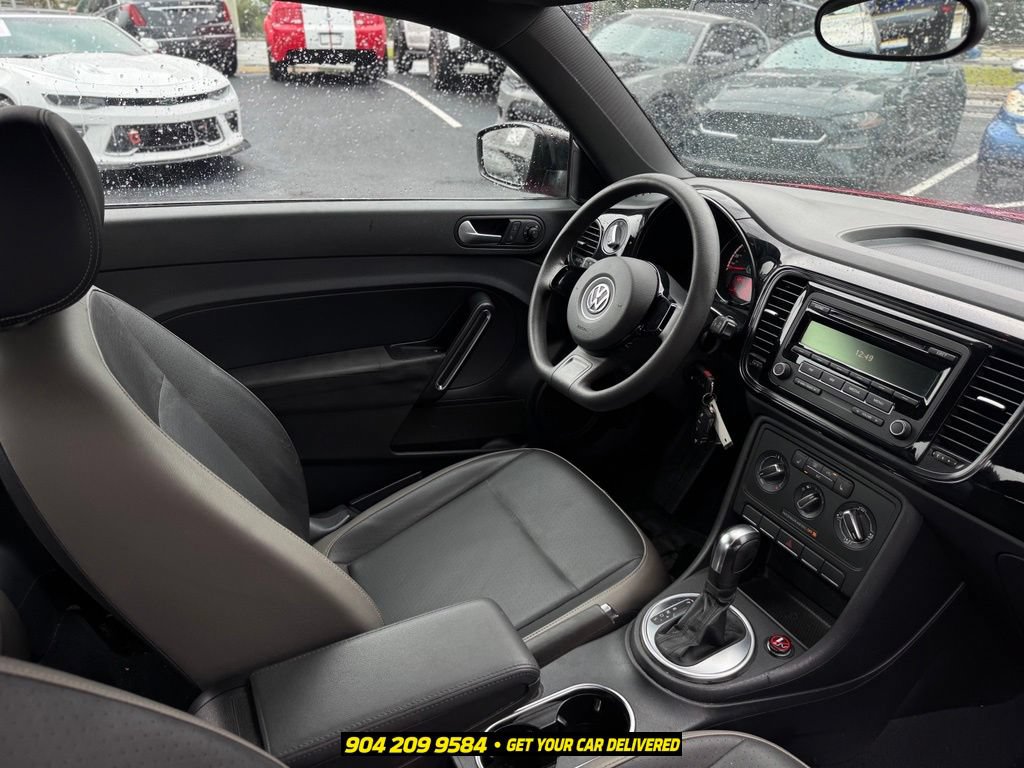 Used 2015 Volkswagen Beetle 1.8T FWD image 23