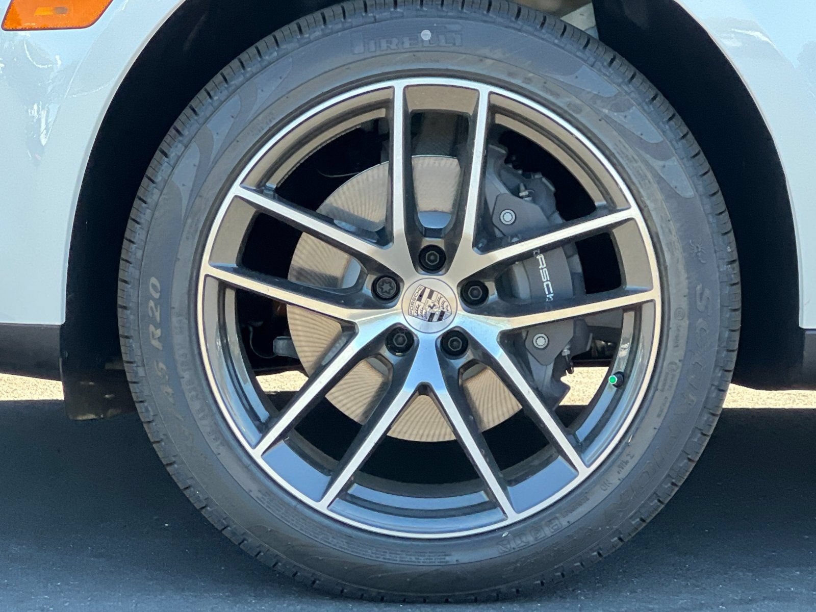New 2026 Porsche Macan AWD/4WD image 27