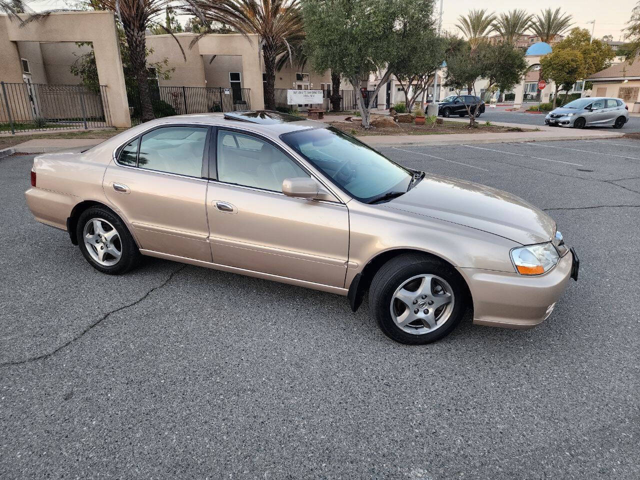 Used 2003 Acura TL FWD image 2