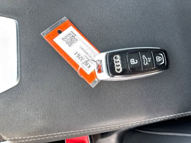 Used 2021 Audi A7 e Premium Plus w/ Executive Package image 29