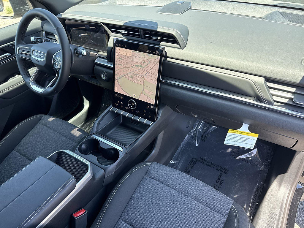 New 2027 GMC Terrain Elevation w/ LPO, Floor Liner Package FWD image 28