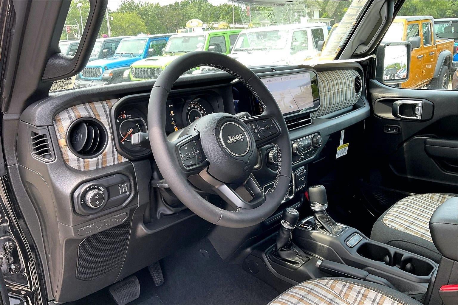 New 2026 Jeep Gladiator Sport AWD/4WD image 7