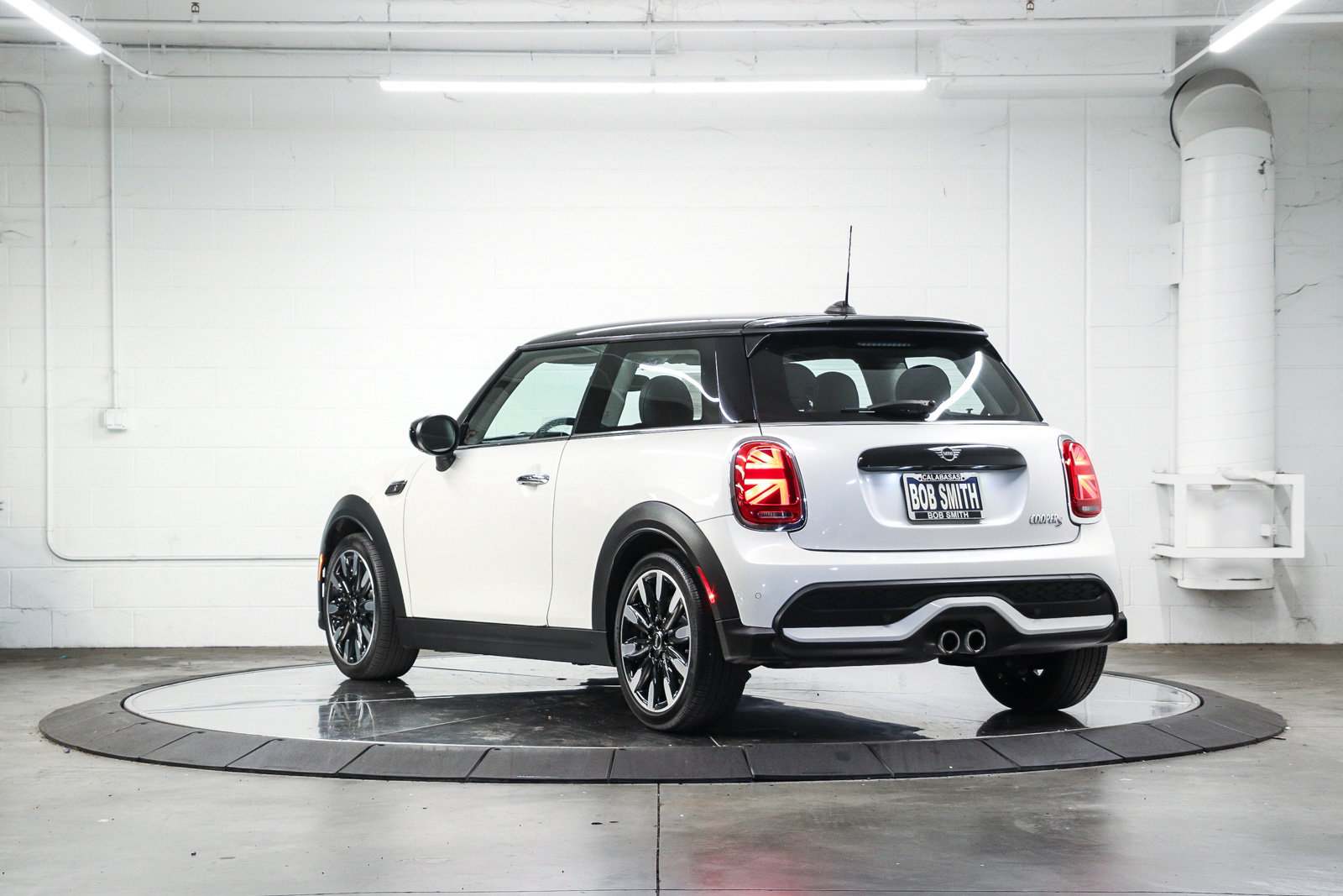 Certified 2024 MINI Cooper S FWD image 4