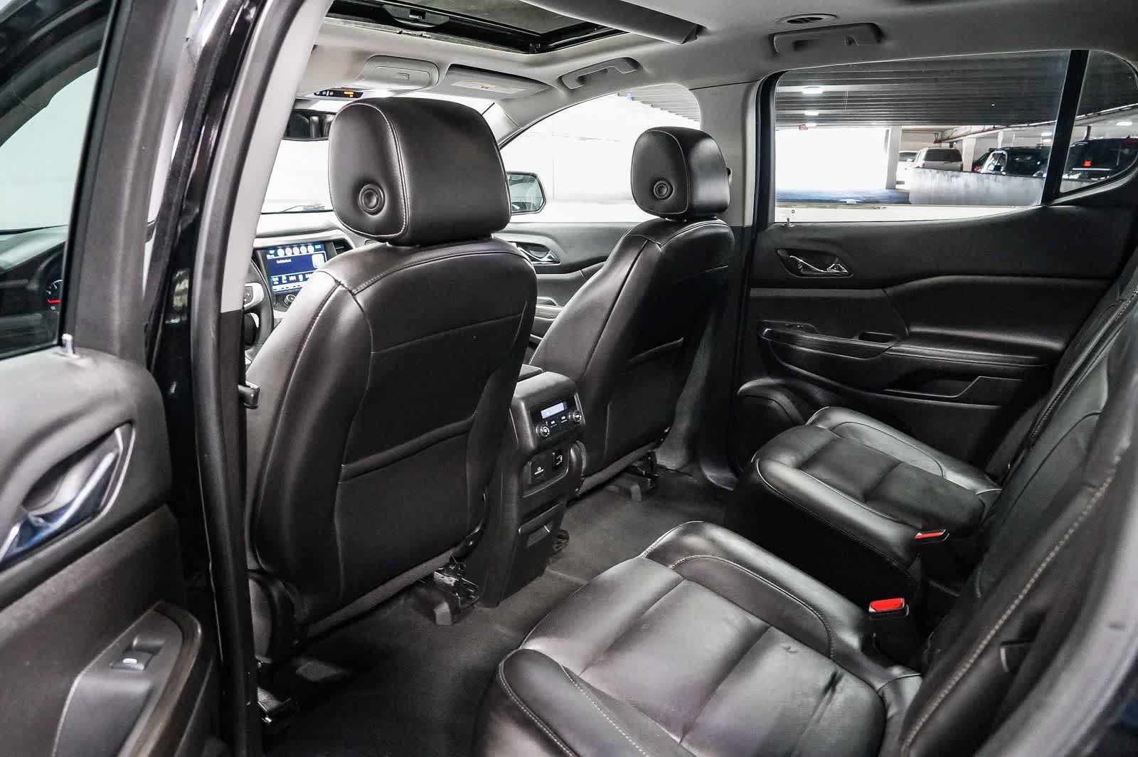 Used 2017 GMC Acadia SLT FWD image 19
