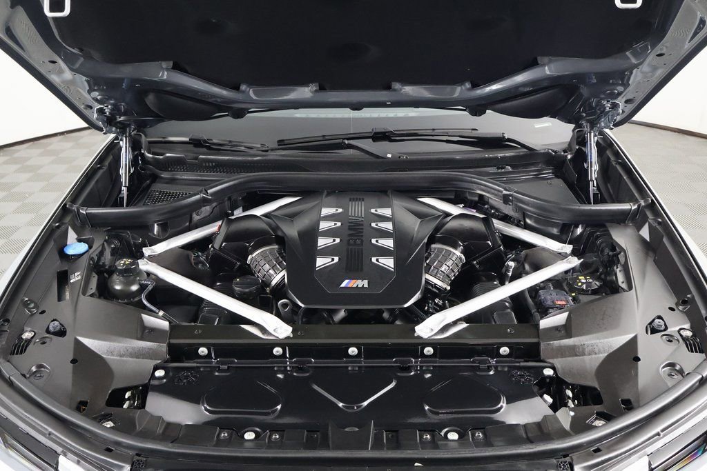 Used 2024 BMW X7 M60i w/ Executive Package image 15