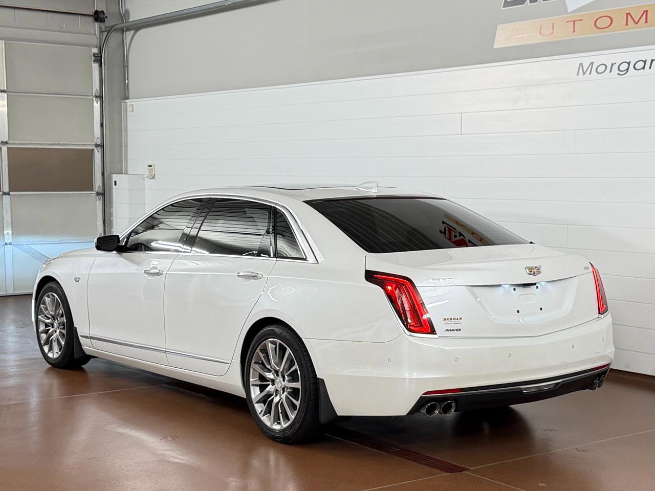 Used 2017 Cadillac CT6 Premium Luxury w/ Comfort Package AWD/4WD image 5