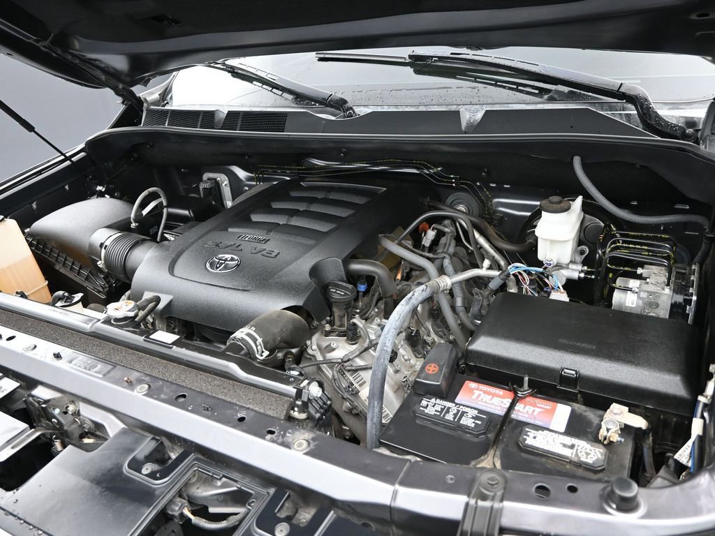 Used 2018 Toyota Tundra Limited image 10