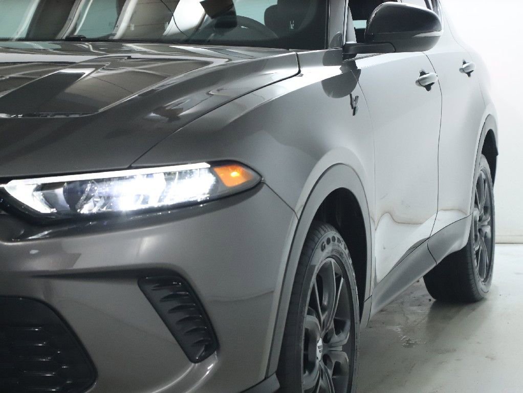 Used 2024 Dodge Hornet GT image 4