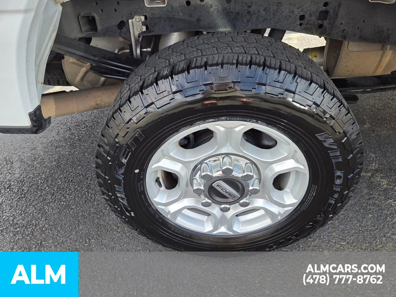 Used 2025 Ford F250 XLT image 12