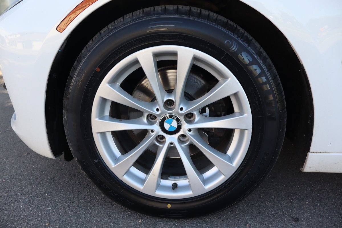 Used 2015 BMW 328i Gran Turismo xDrive AWD/4WD image 41