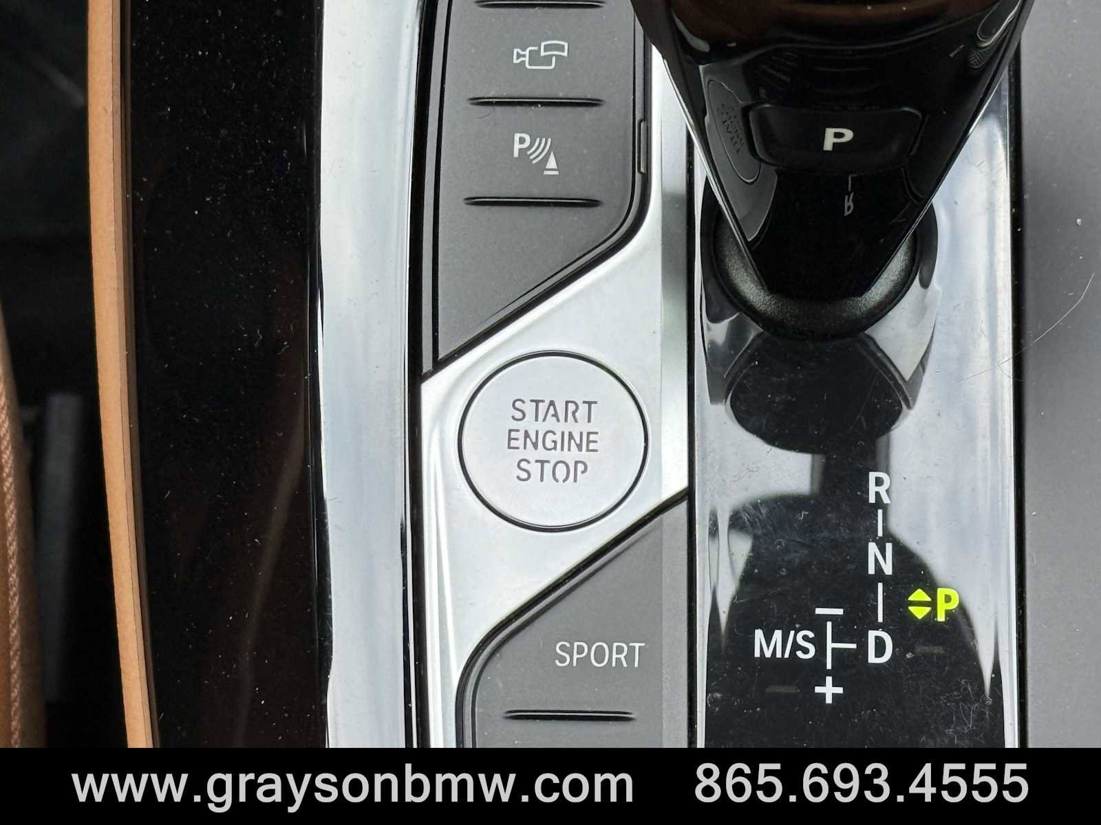 Used 2025 BMW X4 M40i w/ Premium Package image 21