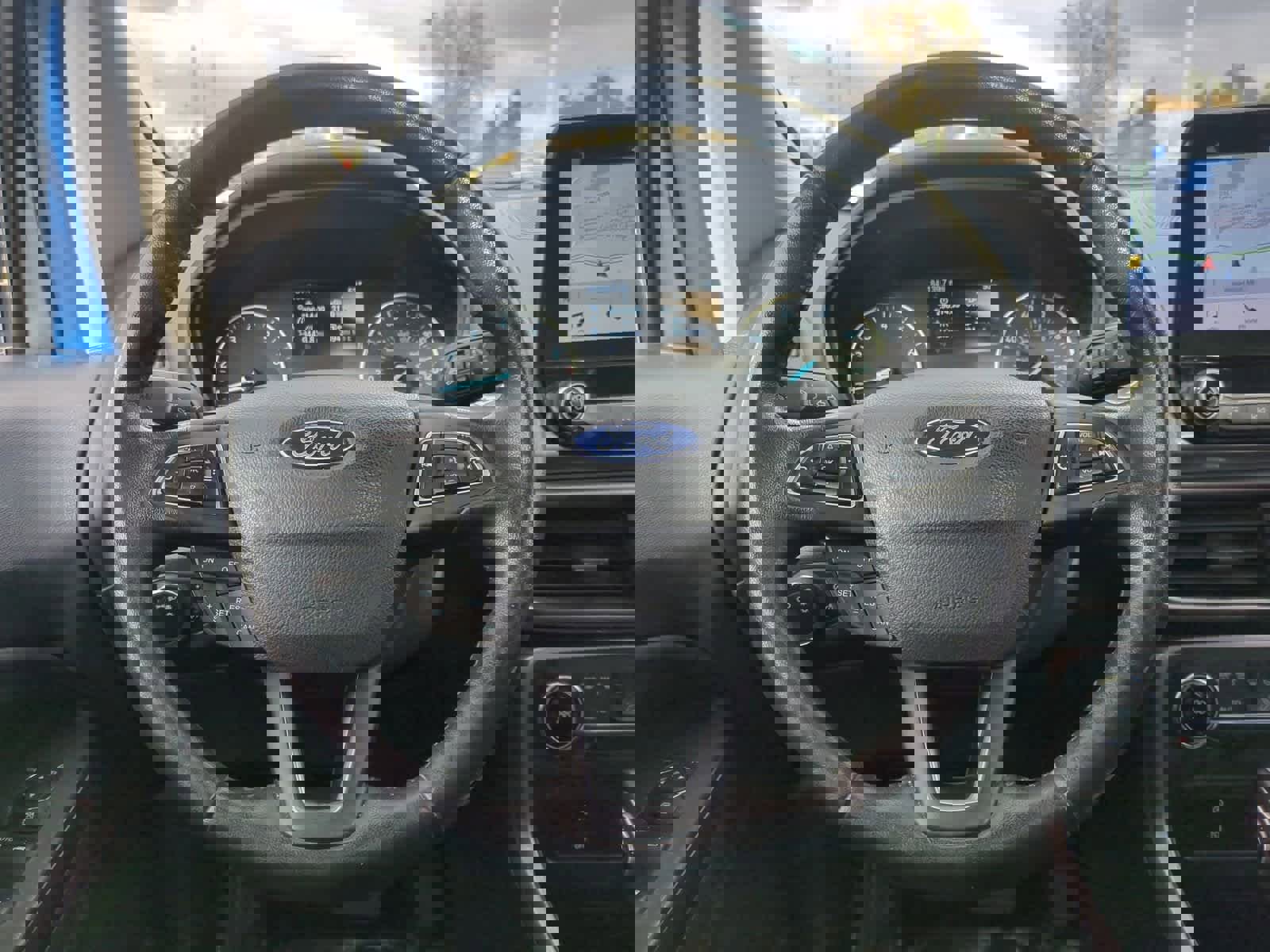 Used 2019 Ford EcoSport SE w/ SE Convenience Package image 24