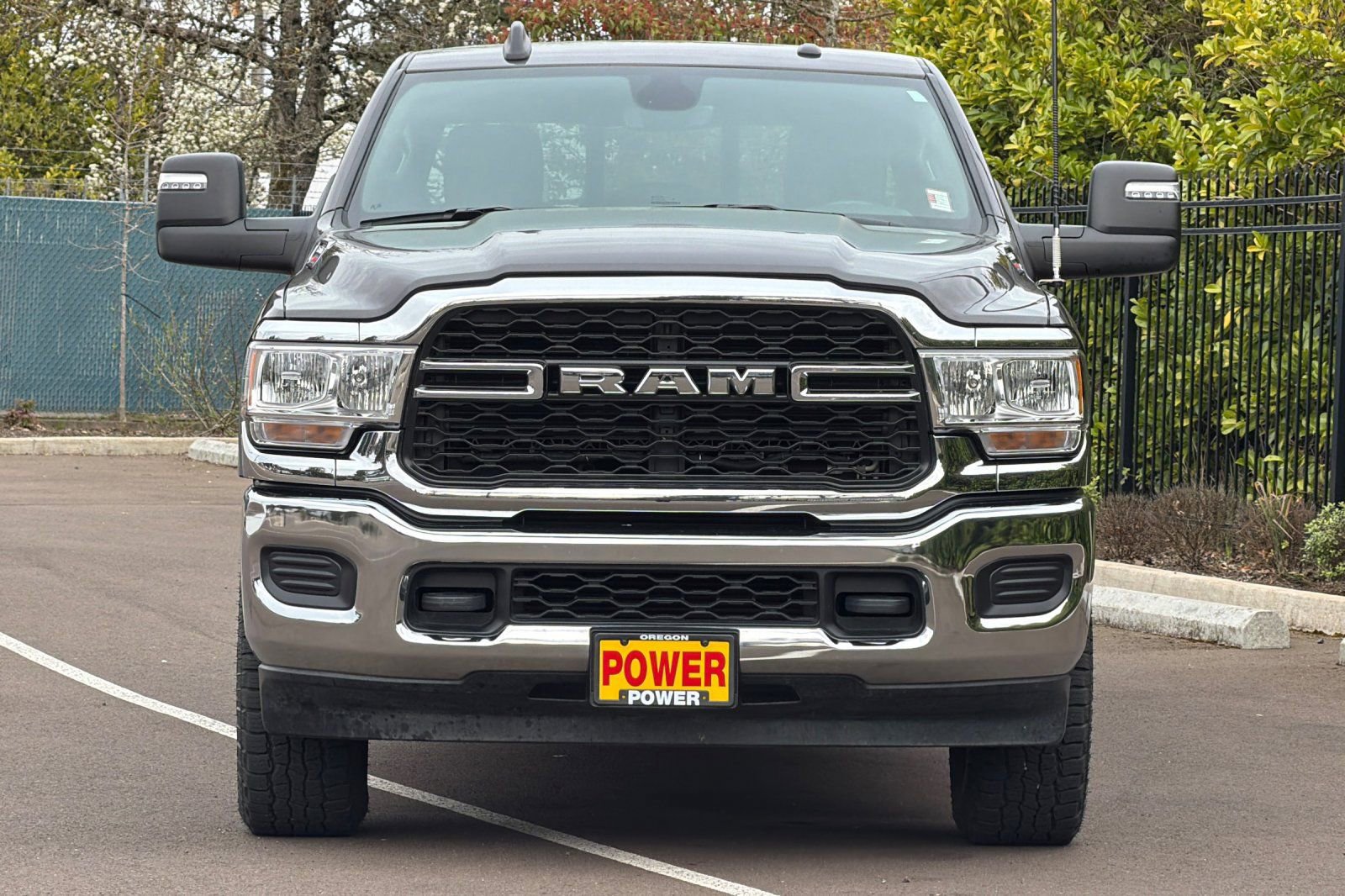 Used 2024 RAM 3500 Tradesman w/ Chrome Appearance Group image 9
