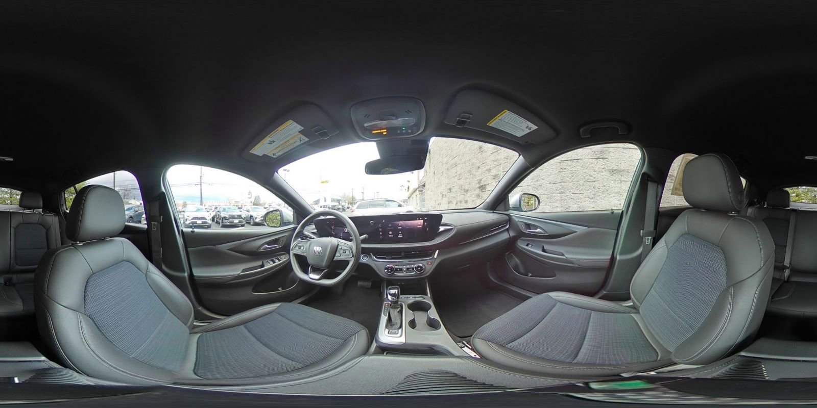 Used 2025 Buick Envista Preferred image 42