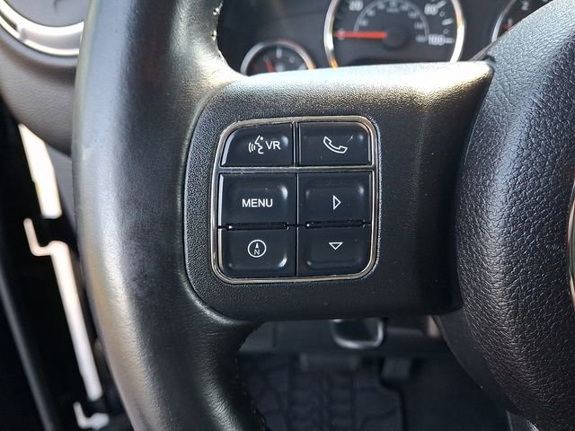 Used 2011 Jeep Wrangler Unlimited Sahara w/ Dual Top Group AWD/4WD image 21