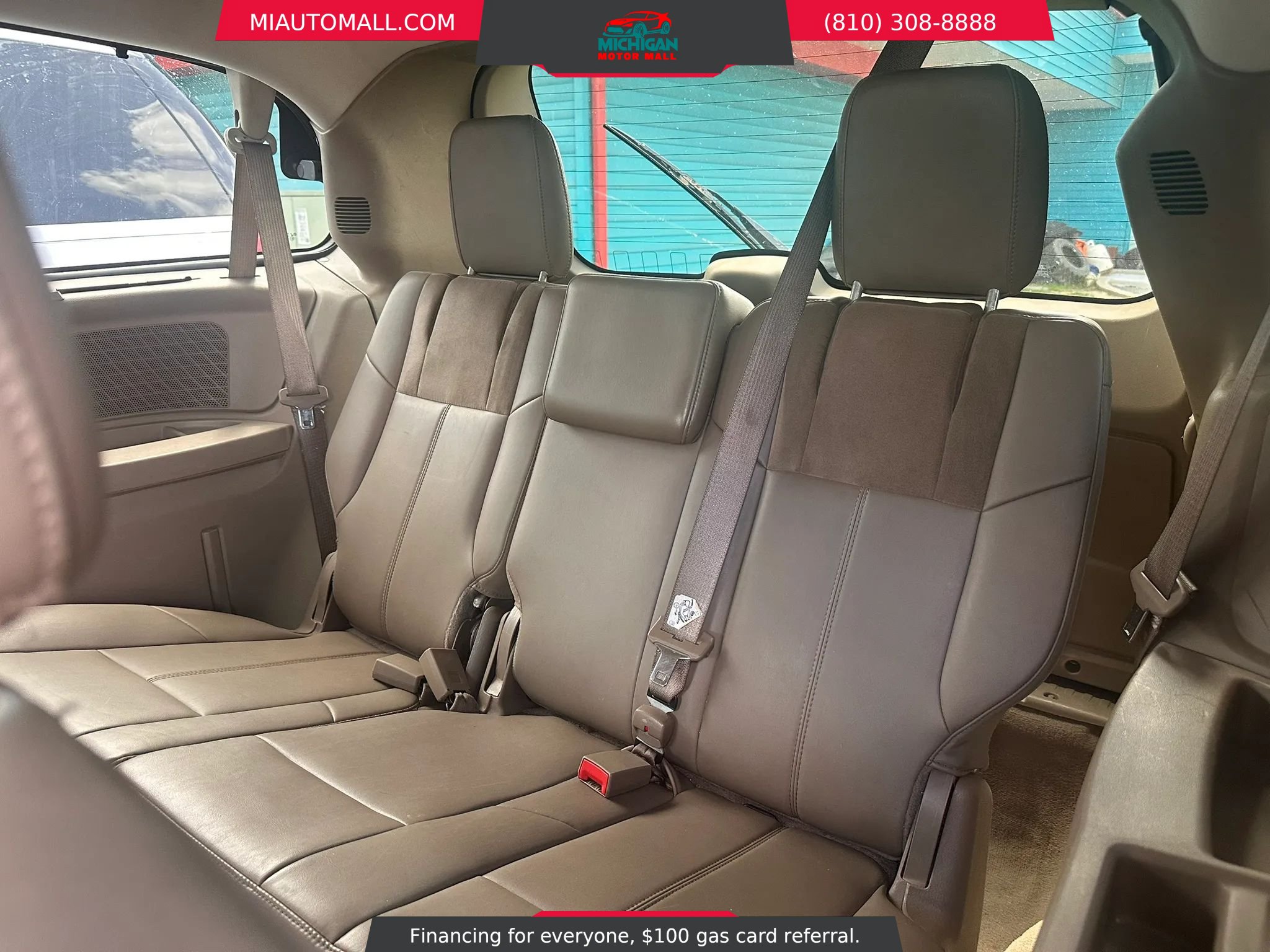 Used 2012 Chrysler Town & Country Limited w/ Luxury Group FWD image 20