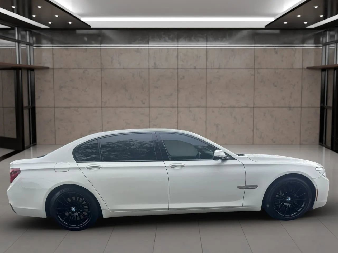Used 2015 BMW 750Li RWD image 7
