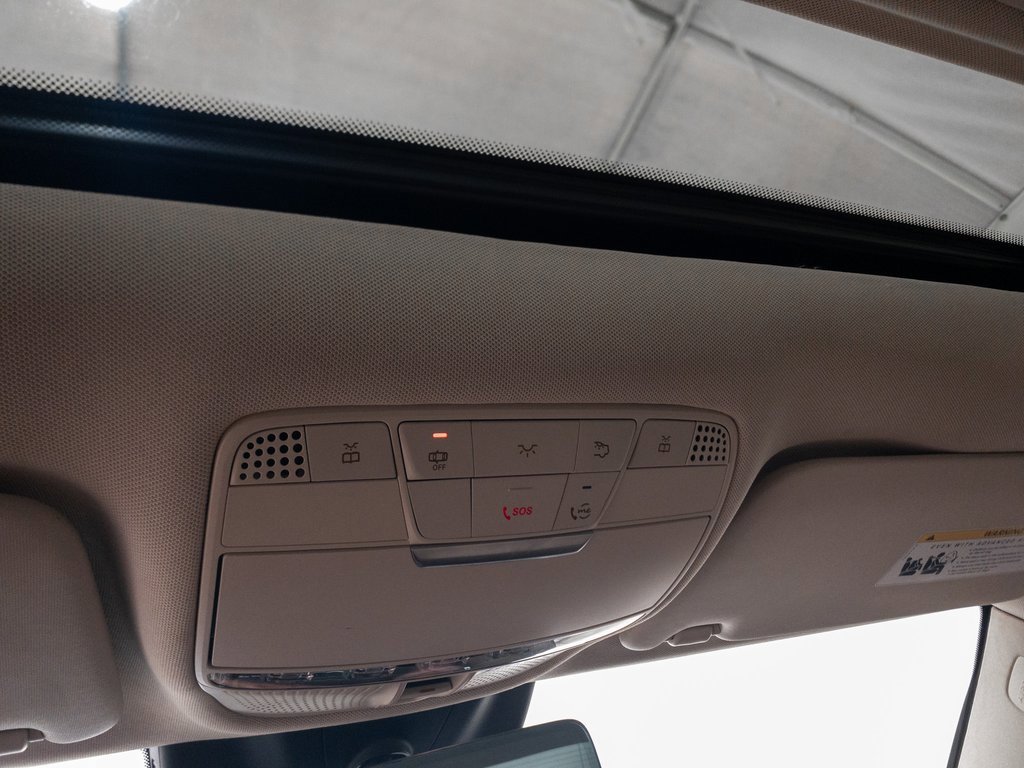 Used 2021 Mercedes-Benz C 300 Sedan image 26