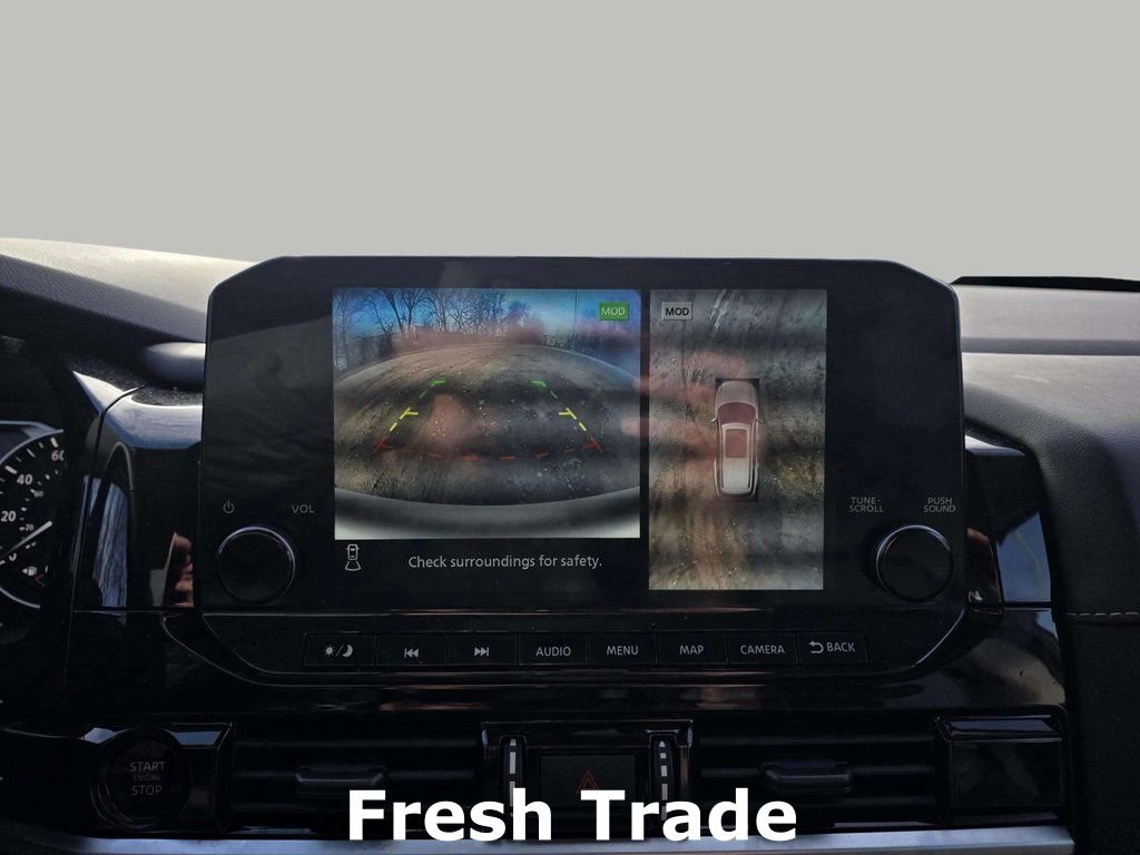 Used 2025 Nissan Pathfinder SL image 15