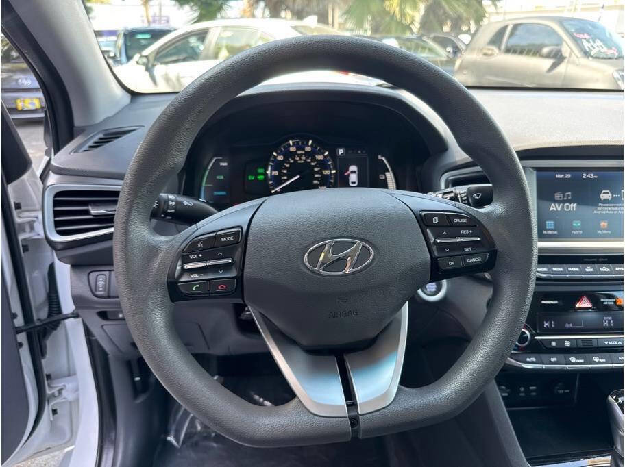 Used 2019 Hyundai Ioniq Blue FWD image 9
