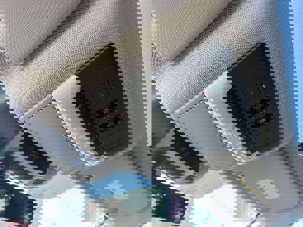 Used 2023 Nissan Rogue SL w/ SL Premium Package image 34