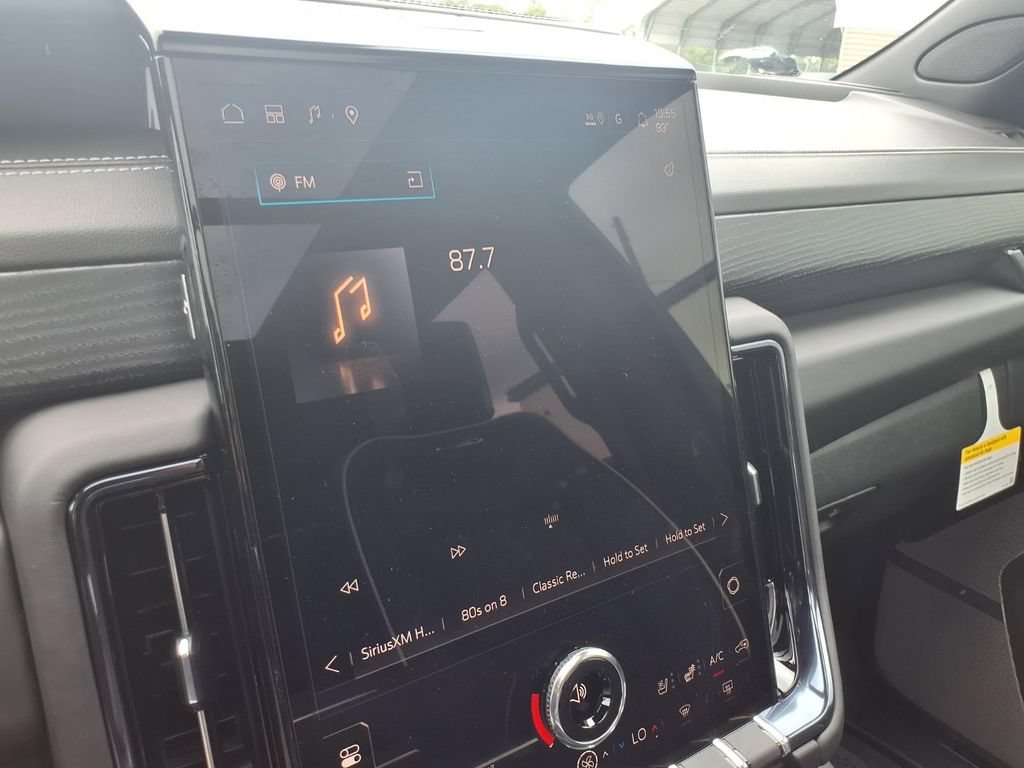 New 2026 GMC Yukon XL AT4 Ultimate AWD/4WD image 16