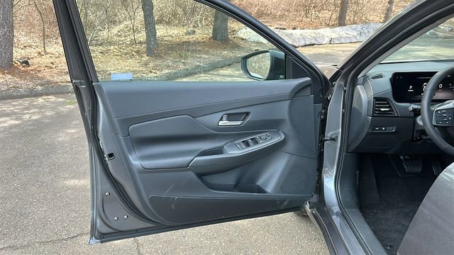 New 2026 Nissan Sentra SV w/ SV Convenience Package image 8