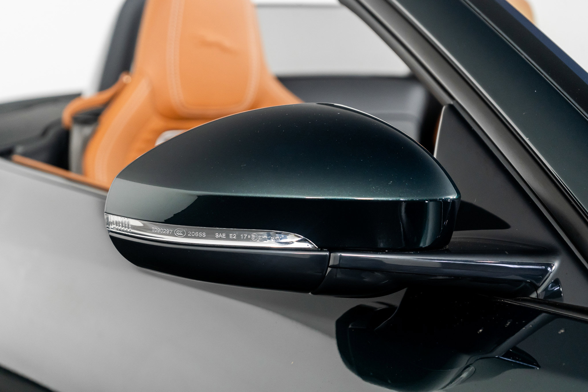 Used 2023 Jaguar F-TYPE R image 30