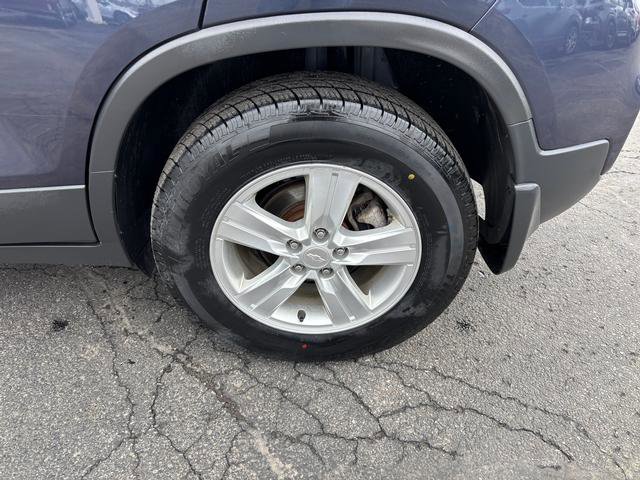 Used 2018 Chevrolet Trax LS w/ LPO, Protection Package image 27
