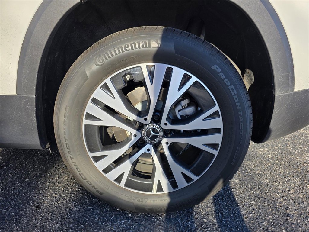 Used 2021 Mercedes-Benz GLE 450 4MATIC image 11