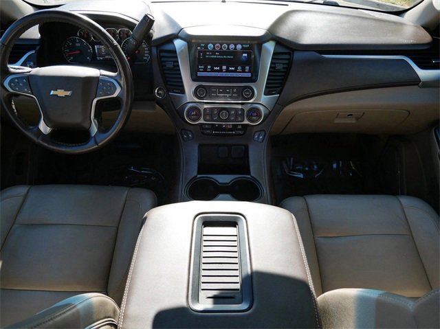 Used 2017 Chevrolet Suburban LT image 13