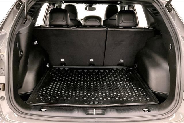 Used 2024 Jeep Compass Trailhawk w/ Trailhawk Elite Group image 41