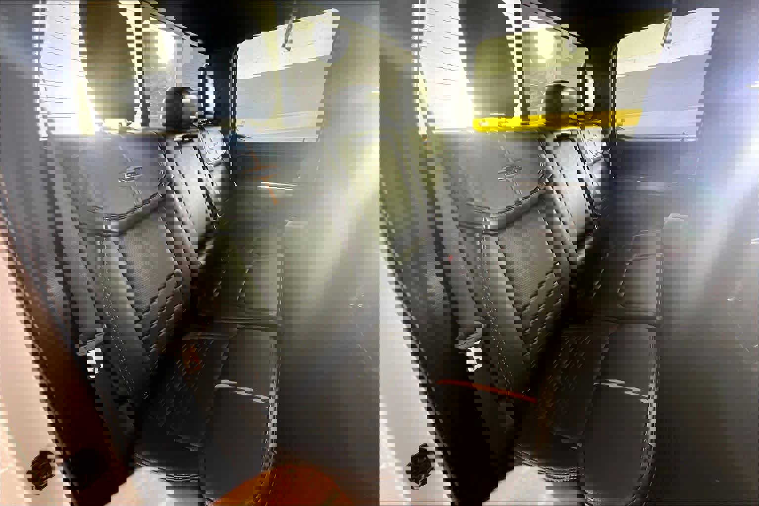 Used 2024 Ford F250 Platinum w/ FX4 Off-Road Package image 20