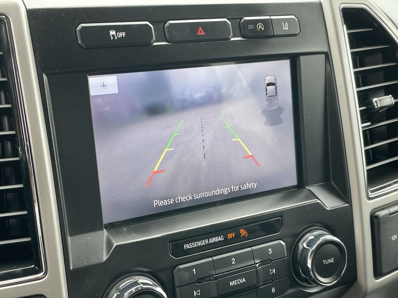 Used 2020 Ford F150 Lariat AWD/4WD image 33