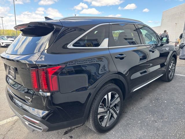 Certified 2023 Kia Sorento EX AWD/4WD image 5