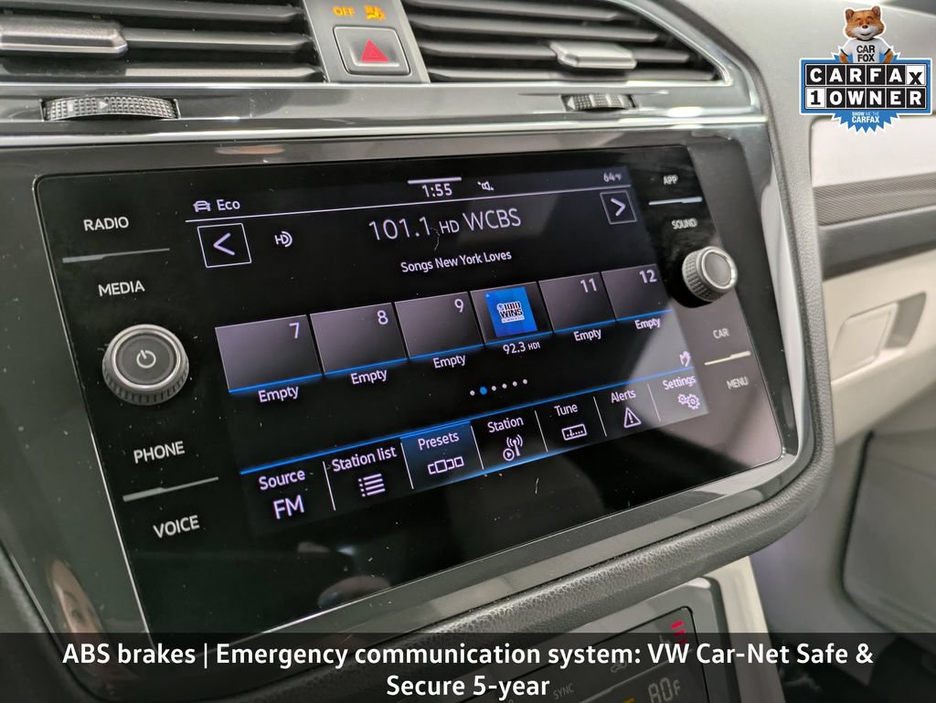 Used 2023 Volkswagen Tiguan SE R-Line AWD/4WD image 16