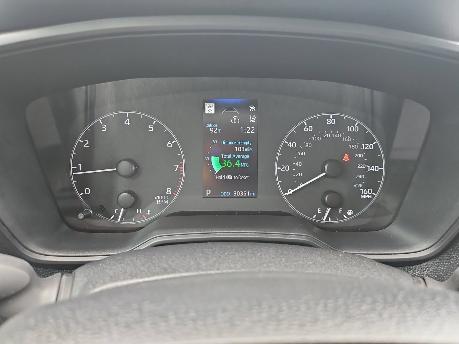 Used 2024 Toyota Corolla Cross LE w/ Moonroof Package FWD image 26