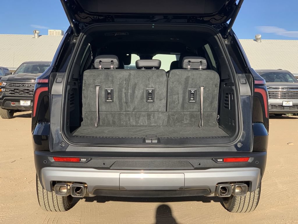 Certified 2026 Chevrolet Traverse LT FWD image 24