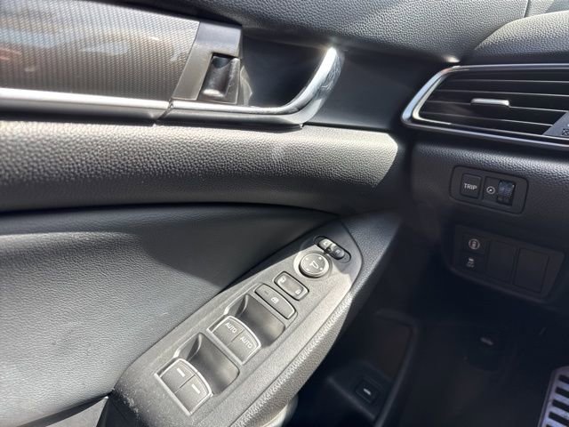 Used 2018 Honda Accord Sport image 6