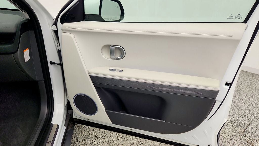 Used 2024 Hyundai Ioniq 5 Limited RWD image 27