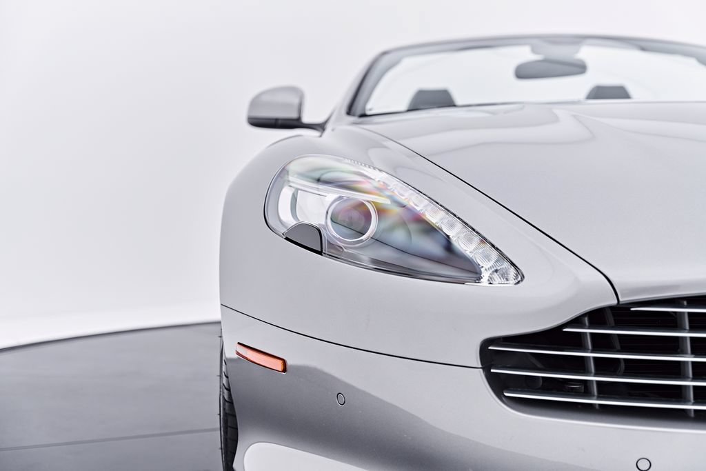 Used 2016 Aston Martin DB9 GT RWD image 34