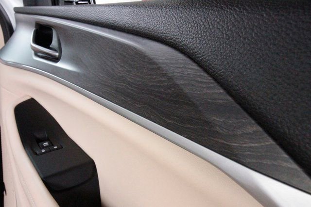 Used 2022 Jeep Grand Cherokee Limited 4xe image 26